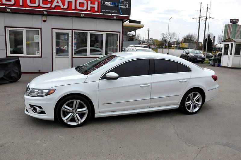 Седан Volkswagen CC / Passat CC 2016 в Львові