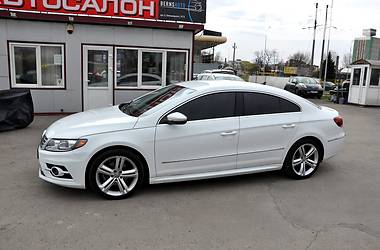 Седан Volkswagen CC / Passat CC 2016 в 