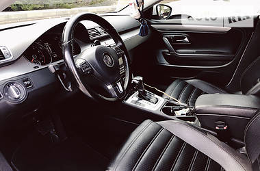Седан Volkswagen CC / Passat CC 2010 в 