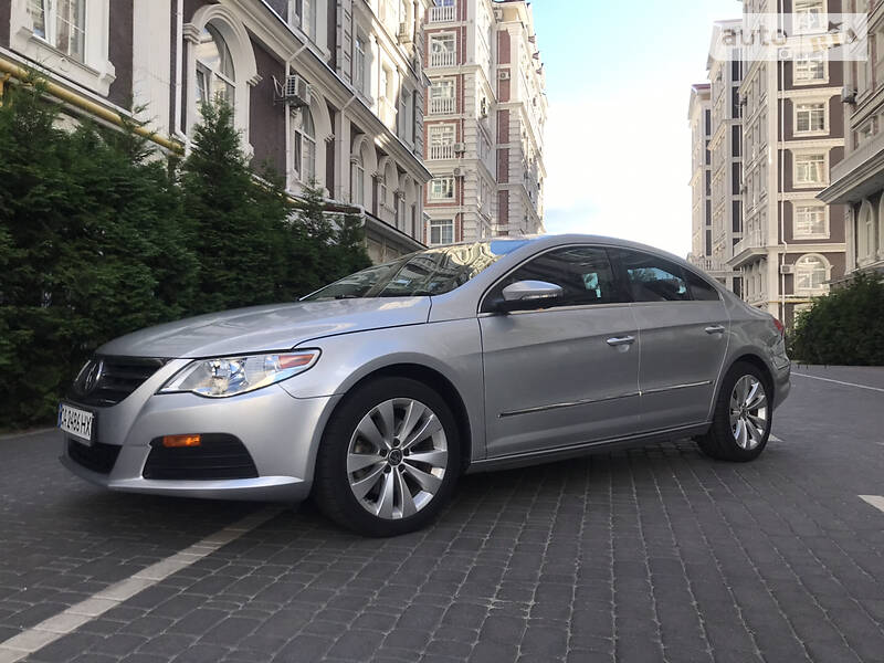 Седан Volkswagen CC / Passat CC 2011 в Киеве