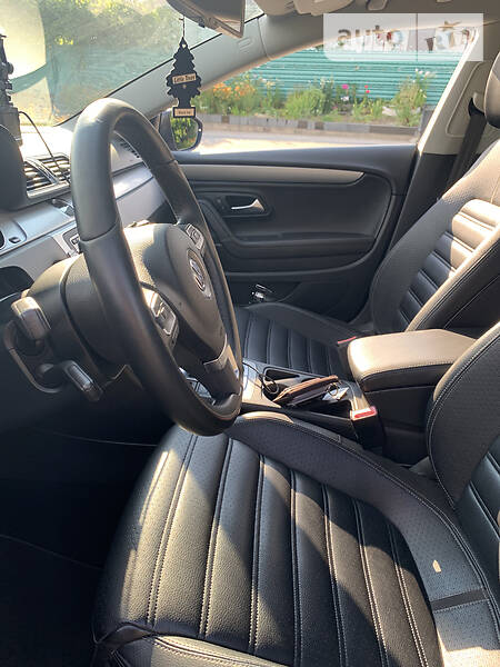 Купе Volkswagen CC / Passat CC 2011 в Житомирі