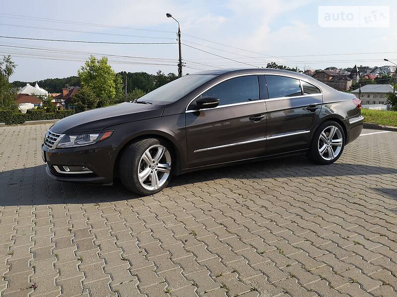 Седан Volkswagen CC / Passat CC 2012 в Черновцах