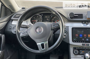 Купе Volkswagen CC / Passat CC 2011 в Луцьку