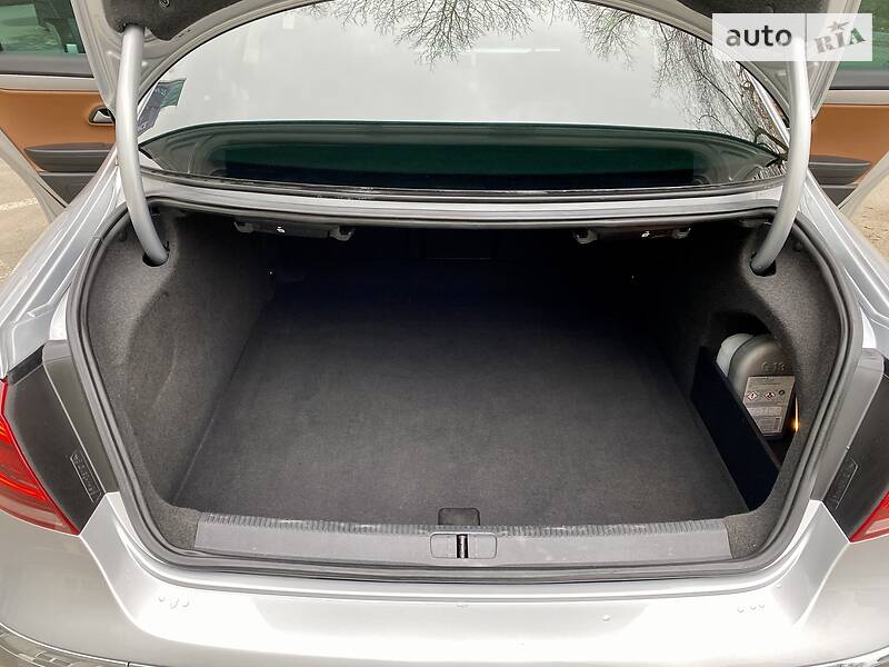 Седан Volkswagen CC / Passat CC 2012 в Києві фото 19 Седан Volkswagen CC / Passat CC 2012 в Києві