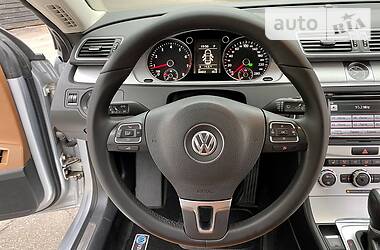 Седан Volkswagen CC / Passat CC 2012 в 