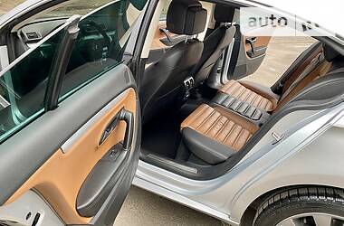 Седан Volkswagen CC / Passat CC 2012 в 