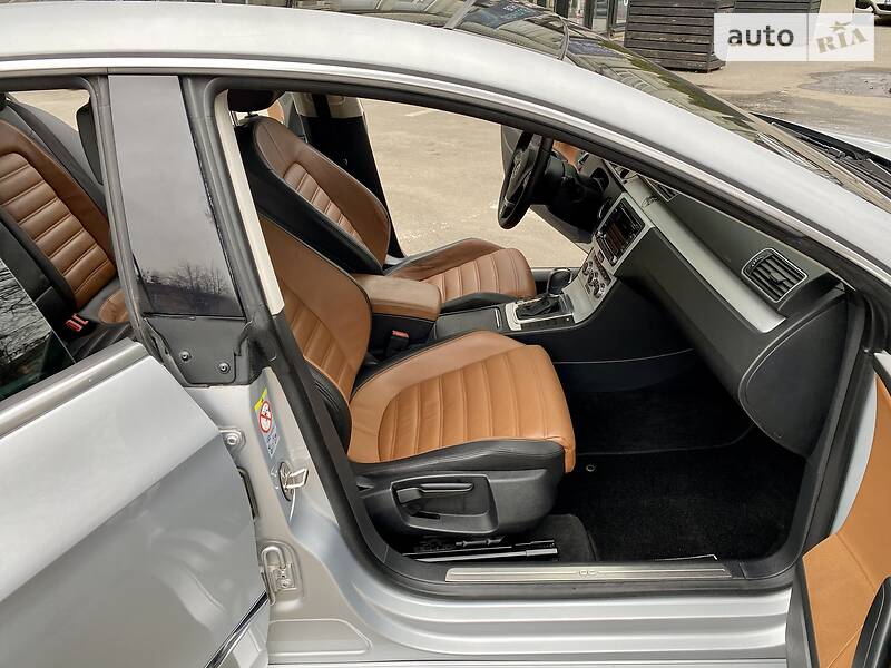 Седан Volkswagen CC / Passat CC 2012 в Києві фото 31 Седан Volkswagen CC / Passat CC 2012 в Києві