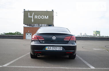 Седан Volkswagen CC / Passat CC 2012 в Киеве