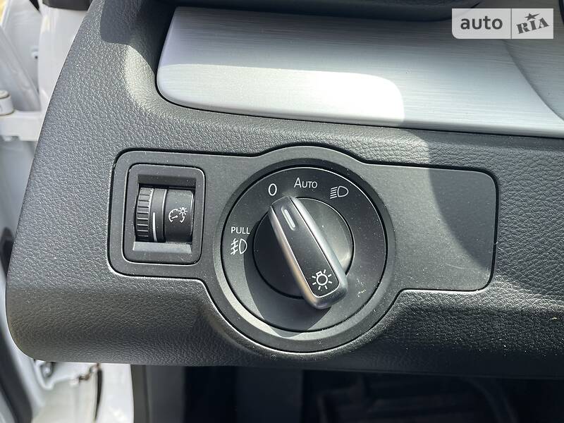 Седан Volkswagen CC / Passat CC 2015 в Киеве