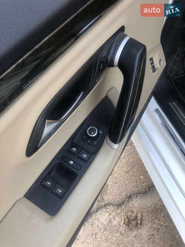 Седан Volkswagen CC / Passat CC 2012 в Ніжині