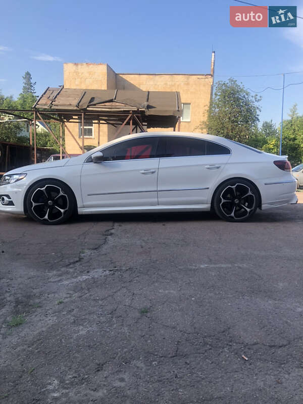 Седан Volkswagen CC / Passat CC 2012 в Ніжині