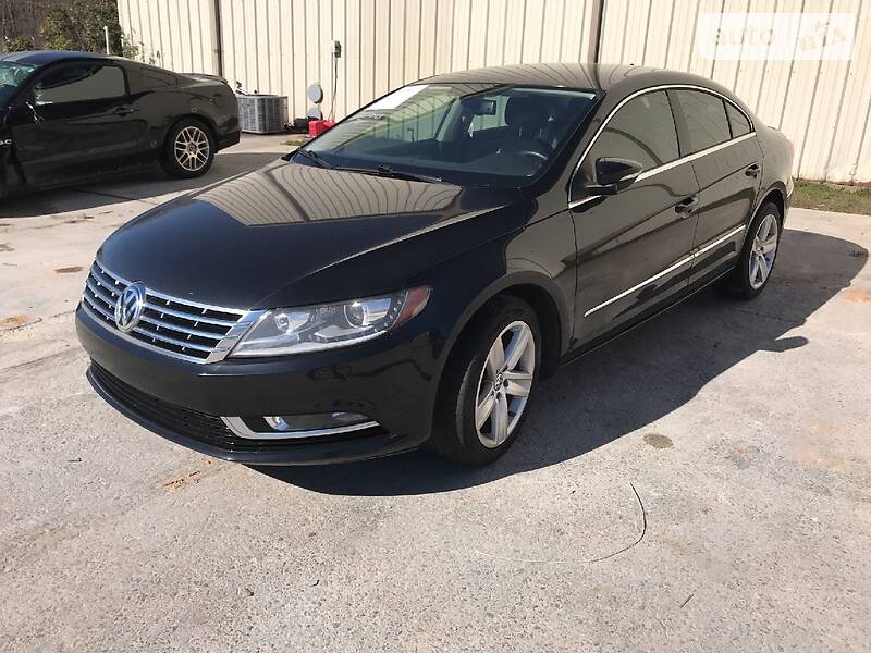 Купе Volkswagen CC / Passat CC 2012 в Львове