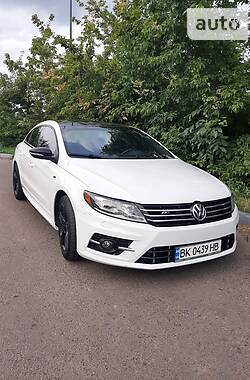 Седан Volkswagen CC / Passat CC 2016 в Ровно