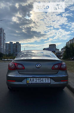 Седан Volkswagen CC / Passat CC 2010 в Киеве