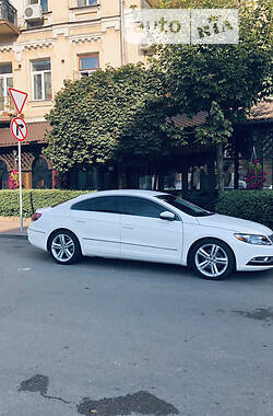 Седан Volkswagen CC / Passat CC 2012 в Киеве