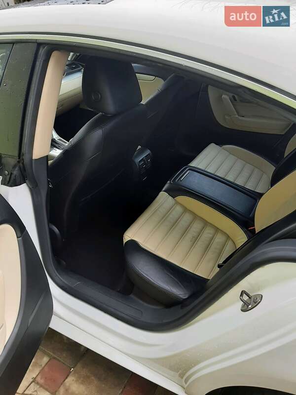 Купе Volkswagen CC / Passat CC 2009 в Тернополе