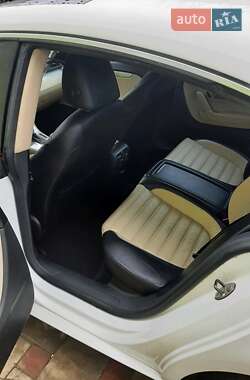 Купе Volkswagen CC / Passat CC 2009 в 