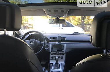 Купе Volkswagen CC / Passat CC 2012 в 