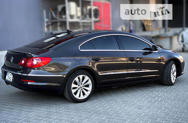 Купе Volkswagen CC / Passat CC 2009 в Самборі