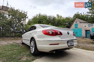 Купе Volkswagen CC / Passat CC 2009 в 