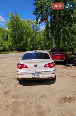 Купе Volkswagen CC / Passat CC 2009 в 