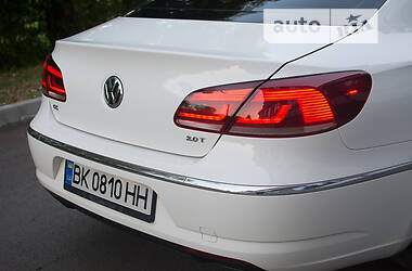 Седан Volkswagen CC / Passat CC 2012 в Сарнах