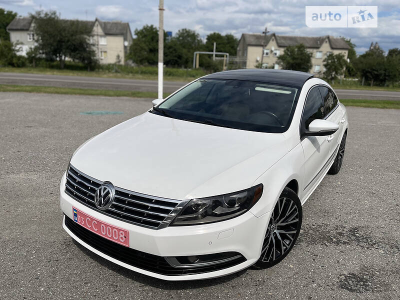 Седан Volkswagen CC / Passat CC 2013 в Дубні