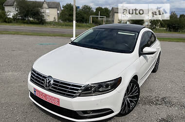 Седан Volkswagen CC / Passat CC 2013 в Дубні