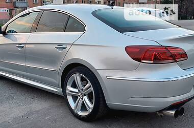 Седан Volkswagen CC / Passat CC 2015 в Полтаве