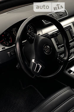 Купе Volkswagen CC / Passat CC 2013 в Великом Березном