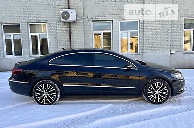 Седан Volkswagen CC / Passat CC 2015 в 
