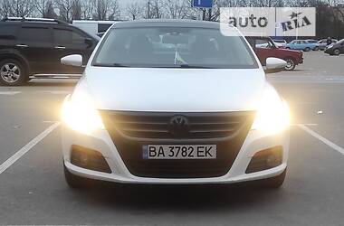 Купе Volkswagen CC / Passat CC 2008 в Кропивницком