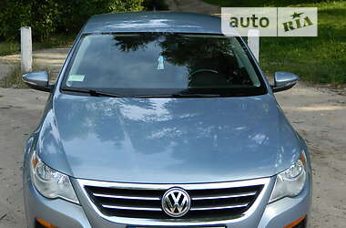 Купе Volkswagen CC / Passat CC 2009 в Киеве