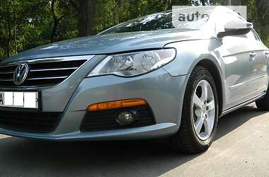 Купе Volkswagen CC / Passat CC 2009 в Киеве