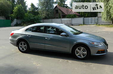 Купе Volkswagen CC / Passat CC 2009 в Киеве