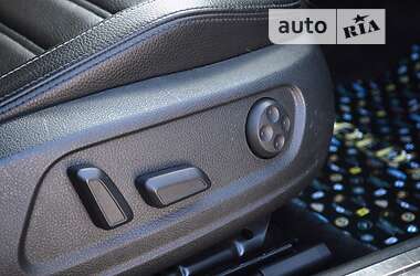 Седан Volkswagen CC / Passat CC 2013 в 