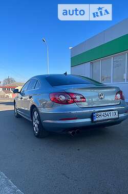 Седан Volkswagen CC / Passat CC 2011 в Балті