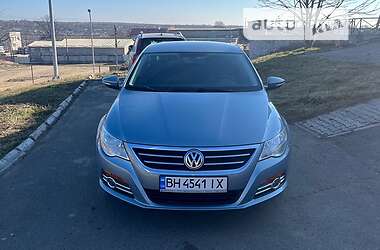 Седан Volkswagen CC / Passat CC 2011 в Балті