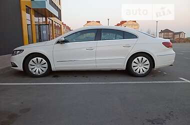 Седан Volkswagen CC / Passat CC 2012 в 