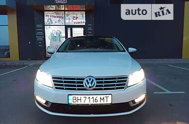 Седан Volkswagen CC / Passat CC 2012 в 