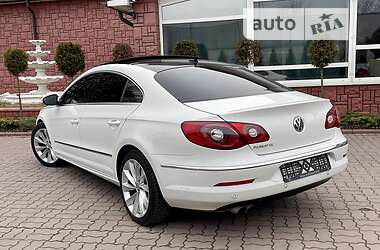 Купе Volkswagen CC / Passat CC 2010 в 