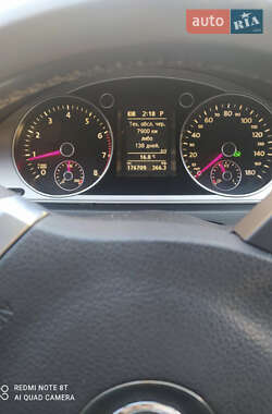 Купе Volkswagen CC / Passat CC 2011 в 