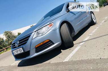 Купе Volkswagen CC / Passat CC 2010 в 