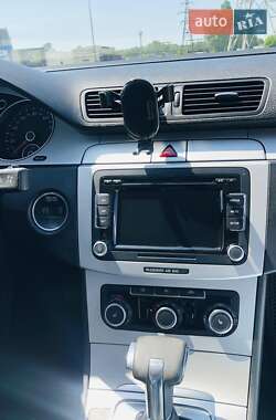 Купе Volkswagen CC / Passat CC 2010 в 