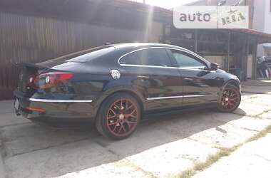 Купе Volkswagen CC / Passat CC 2010 в 
