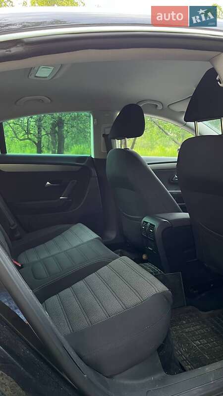Купе Volkswagen CC / Passat CC 2011 в Сумах