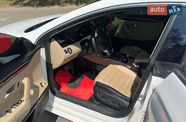 Купе Volkswagen CC / Passat CC 2013 в 
