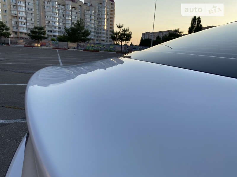 Купе Volkswagen CC / Passat CC 2012 в Николаеве