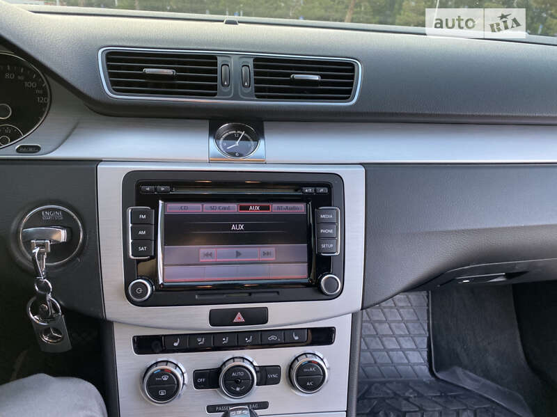 Купе Volkswagen CC / Passat CC 2012 в Николаеве