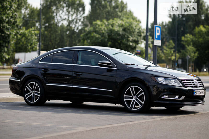 Купе Volkswagen CC / Passat CC 2012 в Львове